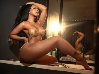 Cam AmaraLisse