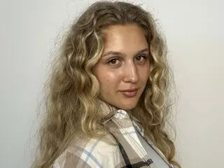 Pussy BobbieLampros
