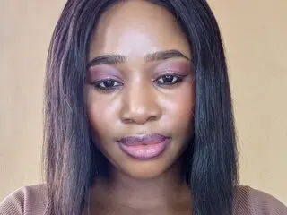 Camshow OgbaRebecca